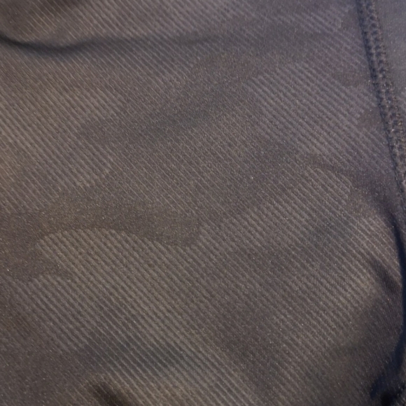 REEBOK Black Multitextured Camouflage RBX Crops M - Picture 9 of 9